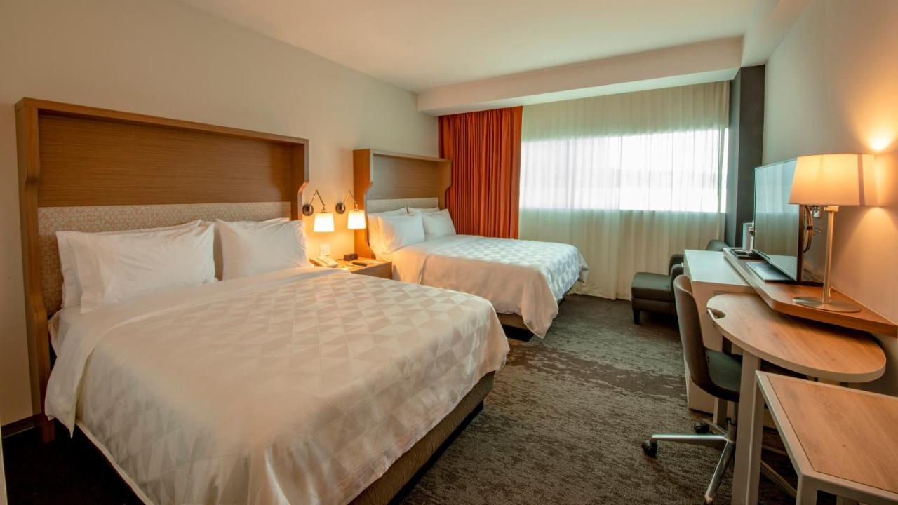 Holiday Inn & Suites - Merida La Isla By Ihg Εξωτερικό φωτογραφία