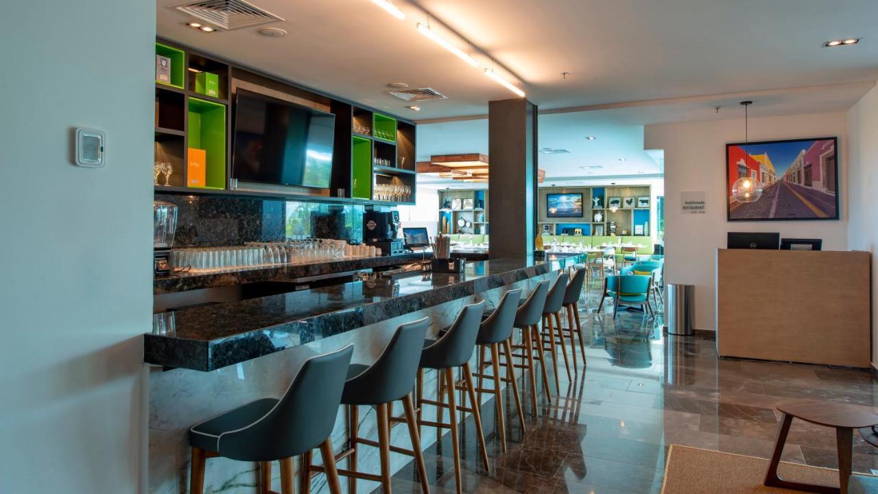 Holiday Inn & Suites - Merida La Isla By Ihg Εξωτερικό φωτογραφία